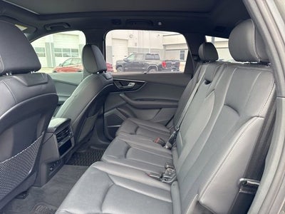 2025 Audi Q7 Premium Plus