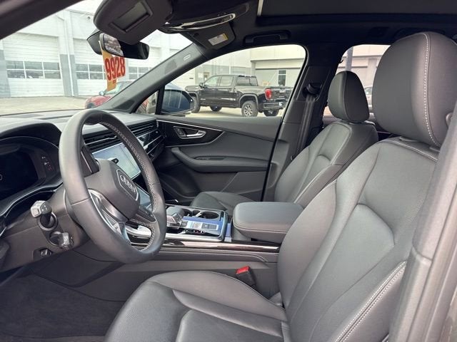 2025 Audi Q7 Premium Plus