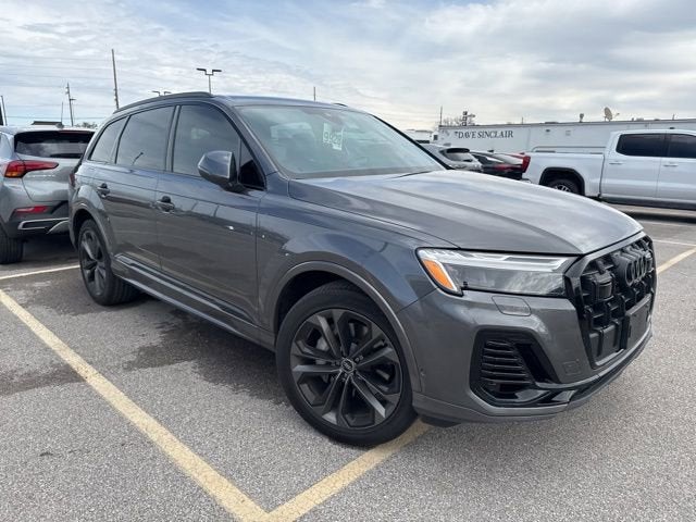 2025 Audi Q7 Premium Plus