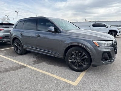 2025 Audi Q7 Premium Plus