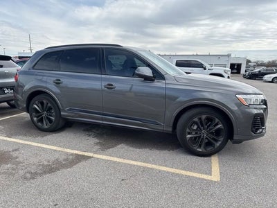 2025 Audi Q7 Premium Plus
